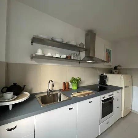 Ungueltig Apartman *